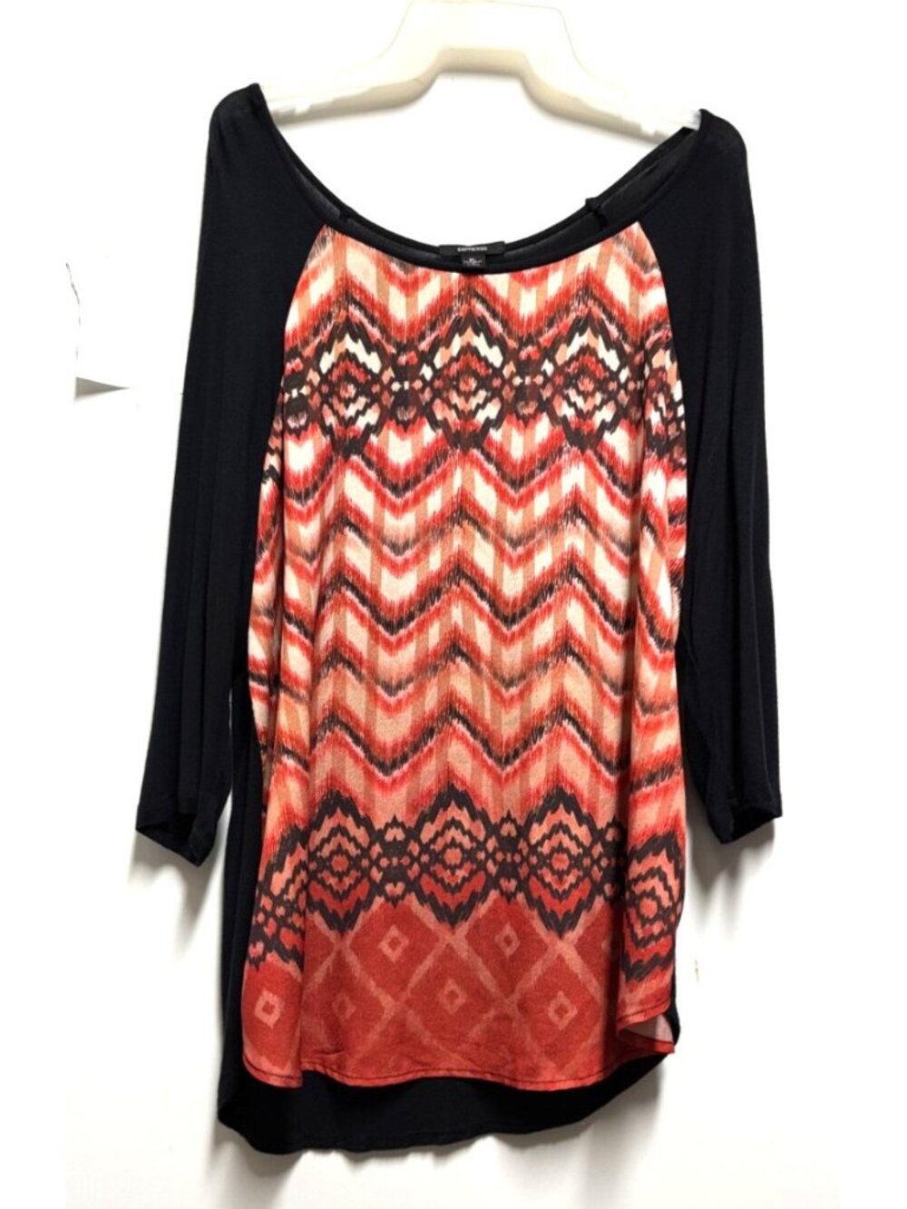 Women's XL Top Pink Orange Black Chevron Print by Espresso Boatneck